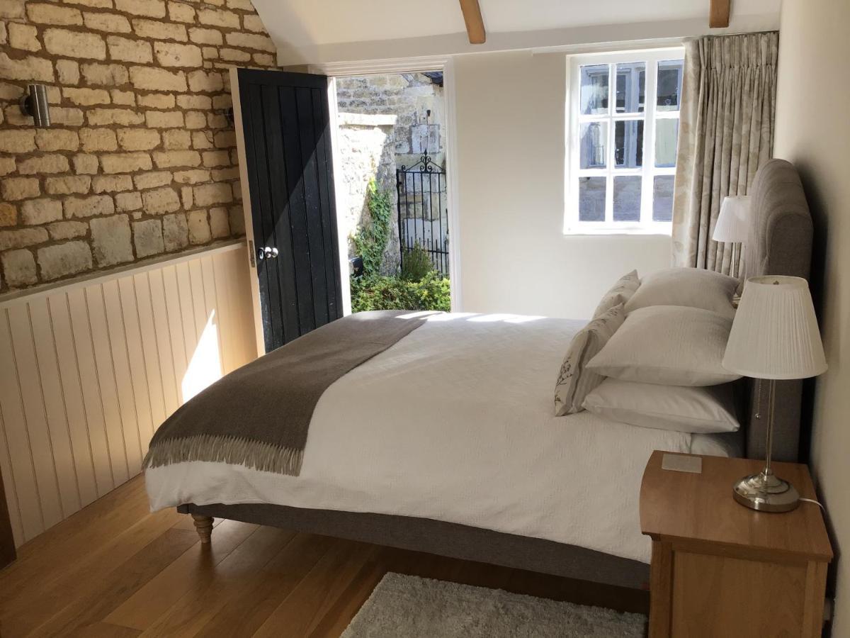 Courtyard Cottage Stroud  Dış mekan fotoğraf